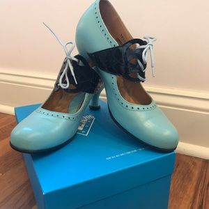 Fluevog Bellevues Mollie Johnson lace-up Heel 9